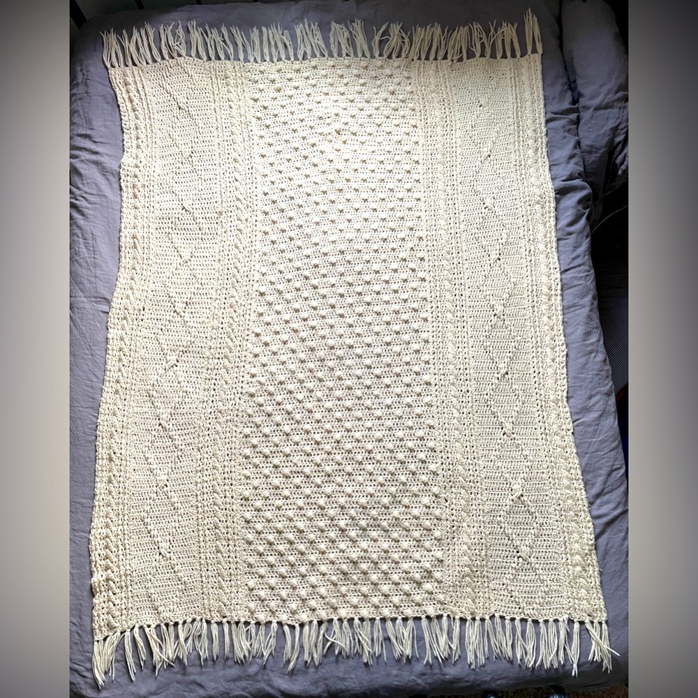 Vintage handmade afghan throw blanket